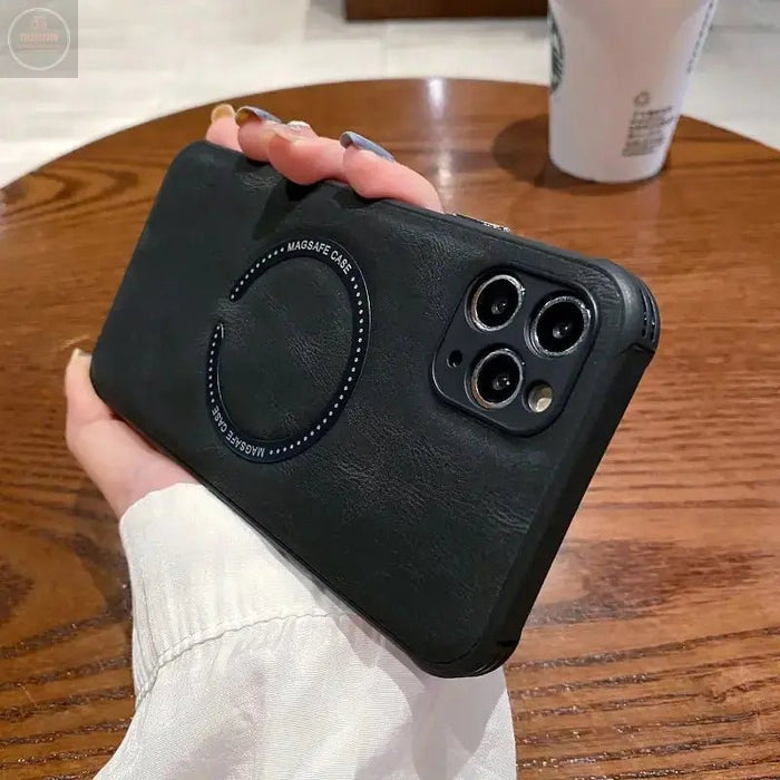 Magnetic Charging Case for Mobile Phones - Gadgetmanic