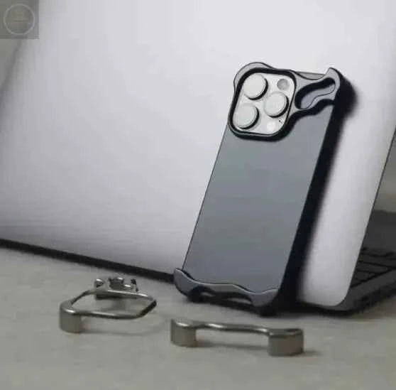 Zinc Alloy Phone cases - Gadgetmanic