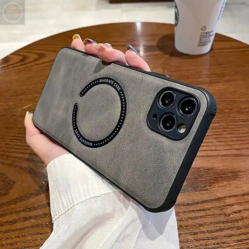 Magnetic Charging Case for Mobile Phones - Gadgetmanic